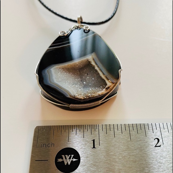 Beautiful Druzy Geode Agate Pendant - Picture 6 of 8